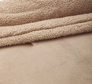 PALETTE ALPES 6311 EDREDON TWIN (270X240) MICROFLANNEL CORDERITO Liso