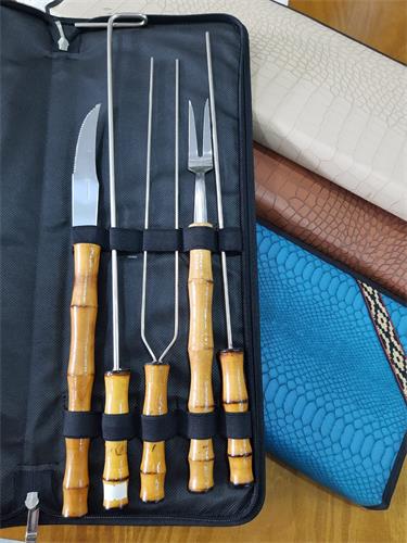 RAICES CUC799 JUEGO PARRILLERO X 4 + estuche
