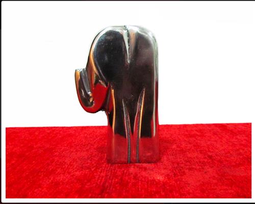 SILVIA DE LAS COSAS 006 ELEFANTE METAL CHICO
