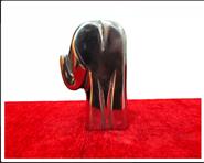 SILVIA DE LAS COSAS 006 ELEFANTE METAL CHICO