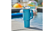 STANLEY Quencher VASO Acero 1.18 L. Mantiene 11 Hs.