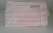 WHITE COUNTRY  MANTA MOISES RAYADA ROSA