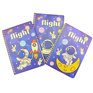 COLOURS Tamaño 14x20 Astronauta Cuadernos 30 Paginas rayada