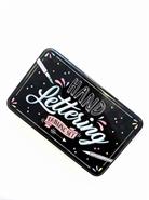 NUWA Mini Kit De Lettering Caja Metalica