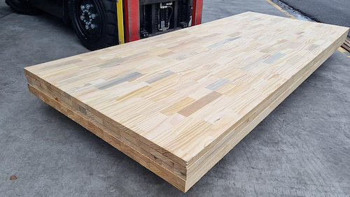 EDG Pino Resinoso 18mm S1 F/J 122×300 Tablero Alistonado