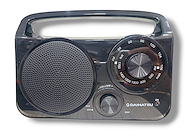 DAIHATSU D-RP400 Radio dual AM/FM a pila o 220