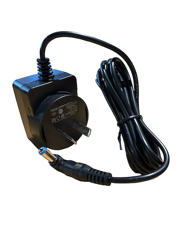 ARTEKIT Ak5.5V1a Fuente Switching De Pared 5.5V 1A - $ 9.000