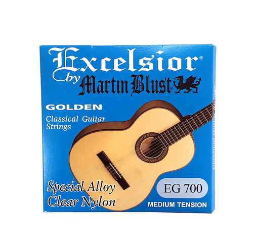 MARTIN BLUST Eg700 Encordado guitarra clásica dorada - $ 6.800