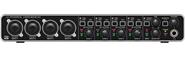 Behringer UMC404 HD