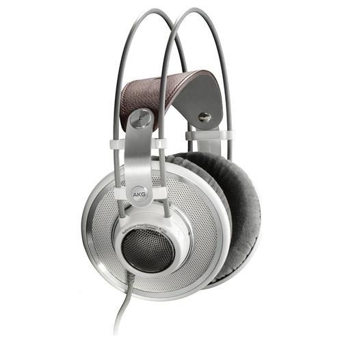 AKG  K701