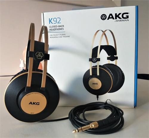 Audífonos AKG K92 matte black