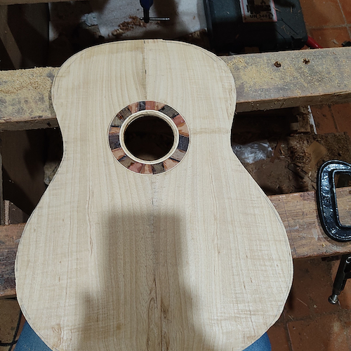 cambio  de fondo (mano de obra) Cambio de fondo guitarra clasica, acustica ukele ARTESANAL