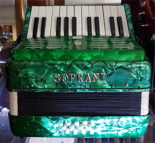 Acordeon 8 bajos SPGDE SOPRANI