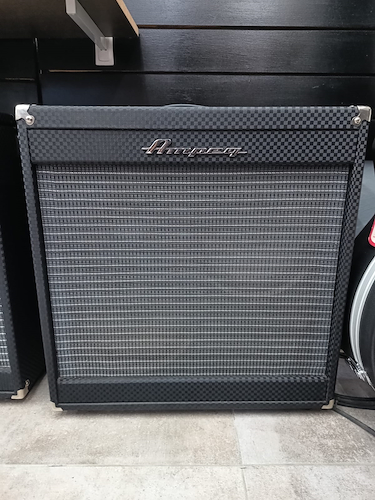 AMPEG PF210HE Caja 2x10