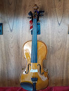 SV-75 4/4 Violin Cremona, tapa de pino solido, cuerpo maple flameado