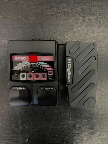 BP-90 Pedalera para bajo con pedal expresion