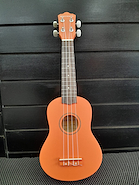 KU OM Ukelele soprano con funda - Naranja