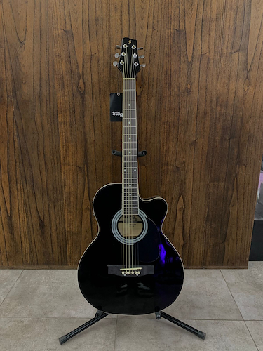 SA20ACEBLK GUITARRA ELECTROACUSTICA STAGG CON CORTE-EQ 5 CON AFINADOR-C