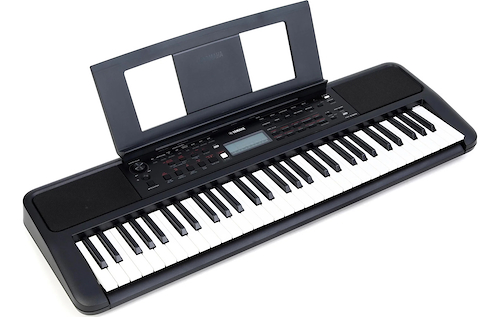 YAMAHA PSRE383 sin fuente