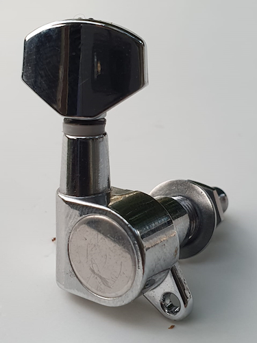 JINHO J07-3 C  Chica Clavija guit 3+3 - $ 27.700