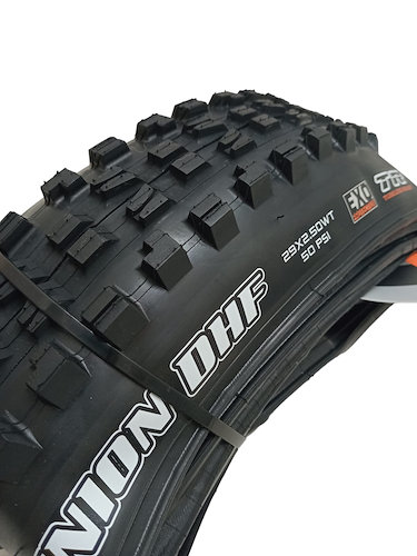 CUBIERTA 50 PSI 60 TPI EXO PROTECTION TUBELESS READY Maxxis MINION DHF 29 X 2.50 WT KEVLAR - $ 146.297<sup>70</sup>