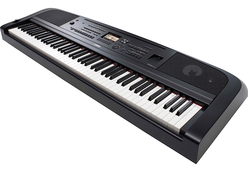 YAMAHA DGX670