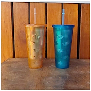 VASO IMPORTADO CON DISEÑO MAS SORBETE