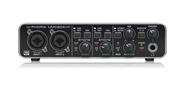 BEHRINGER UMC204 HD