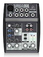Consola Mixer 5 Canales 2 Buses Con Preamp Phantom BEHRINGER XENYX 502