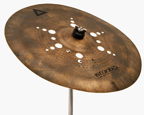 ISTANBUL AGOP XIDT19 - XIST ION DARK TRASH CRASH 19