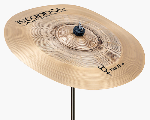 ISTANBUL AGOP THIT18 - TRADITIONAL TRASH HIT 18