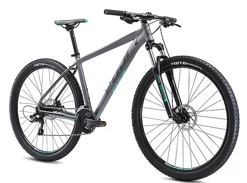 FUJI NEVADA 1.9  - $ 205.302,00
