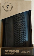SPECIALIZED CUBIERTA SAWTOOTH TIRE 700X42C