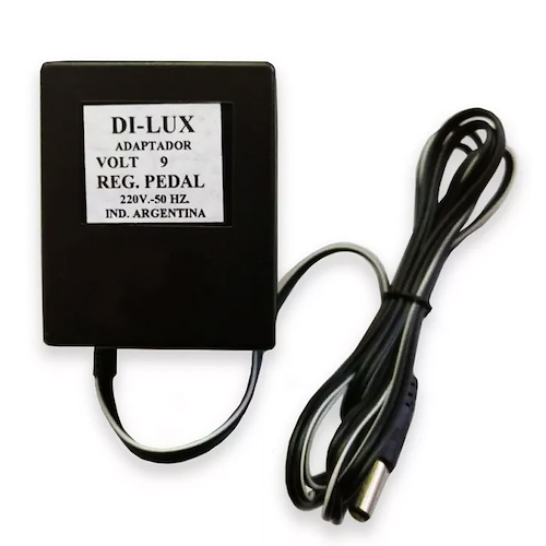 Fuente Para Pedal De 9V Regulada DI-LUX 9 V